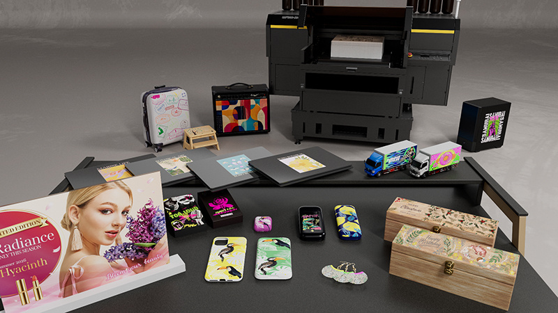 Ar Mimaki UJF200 Series apdrukātu produktu piemēri